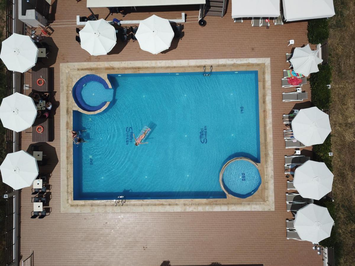 Hotel Simeon メタモルフォシ エクステリア 写真
