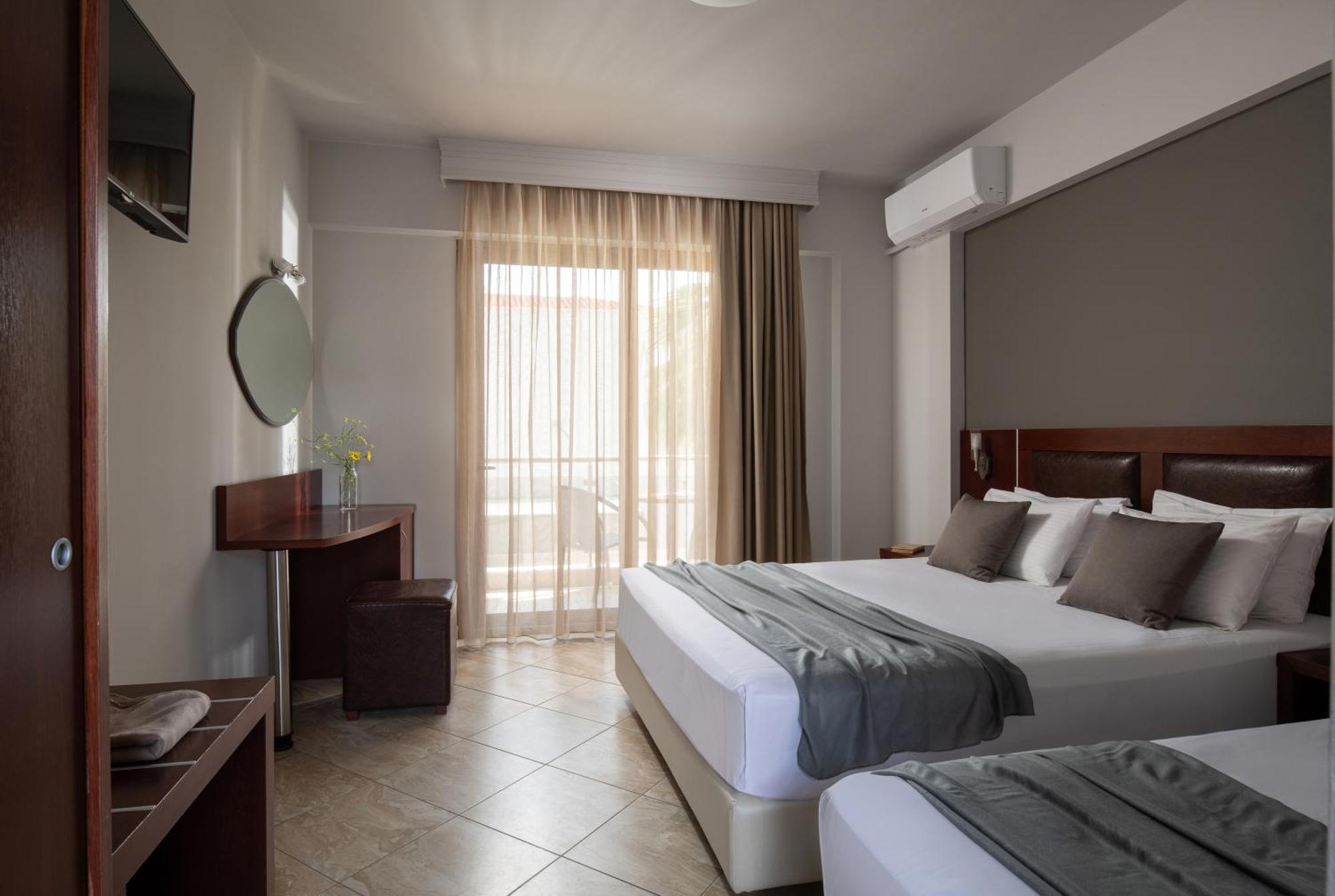Hotel Simeon メタモルフォシ エクステリア 写真