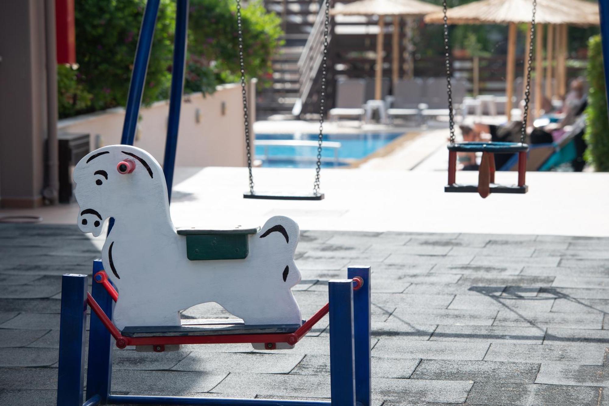 Hotel Simeon メタモルフォシ エクステリア 写真