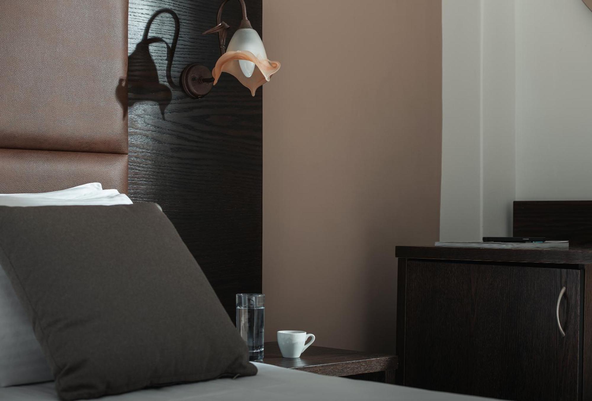 Hotel Simeon メタモルフォシ エクステリア 写真